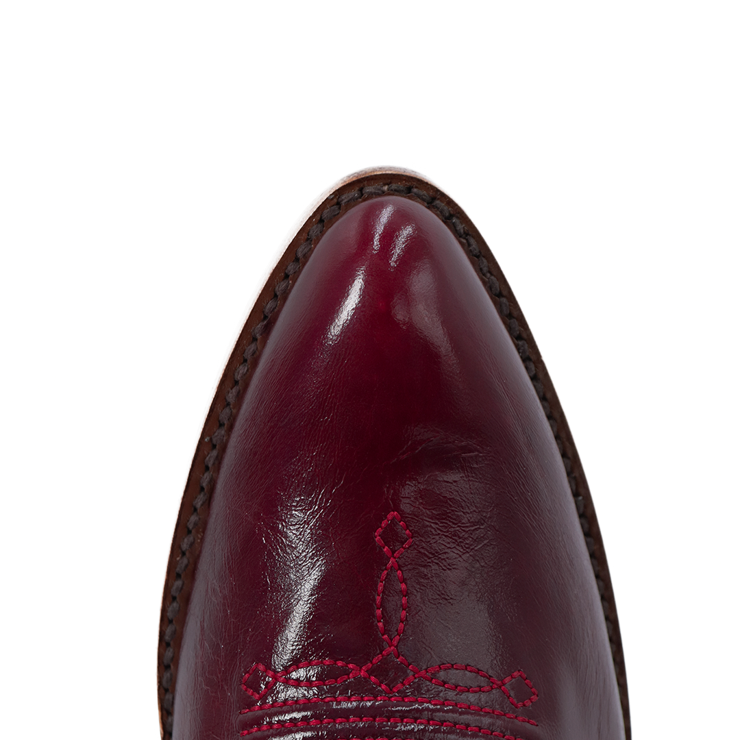 Bota Loretta Oval en Piel de Res BB124