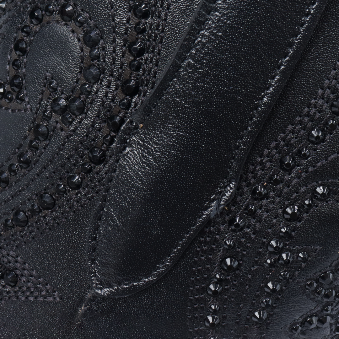 Bota Loretta Puntal en Piel de Res BB126